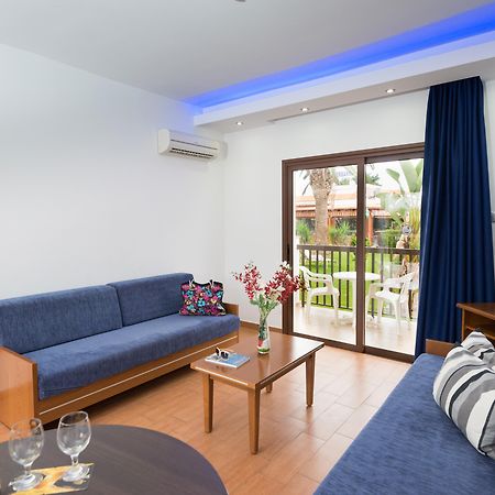 Loutsiana Deluxe Apts 아이아 나파 외부 사진