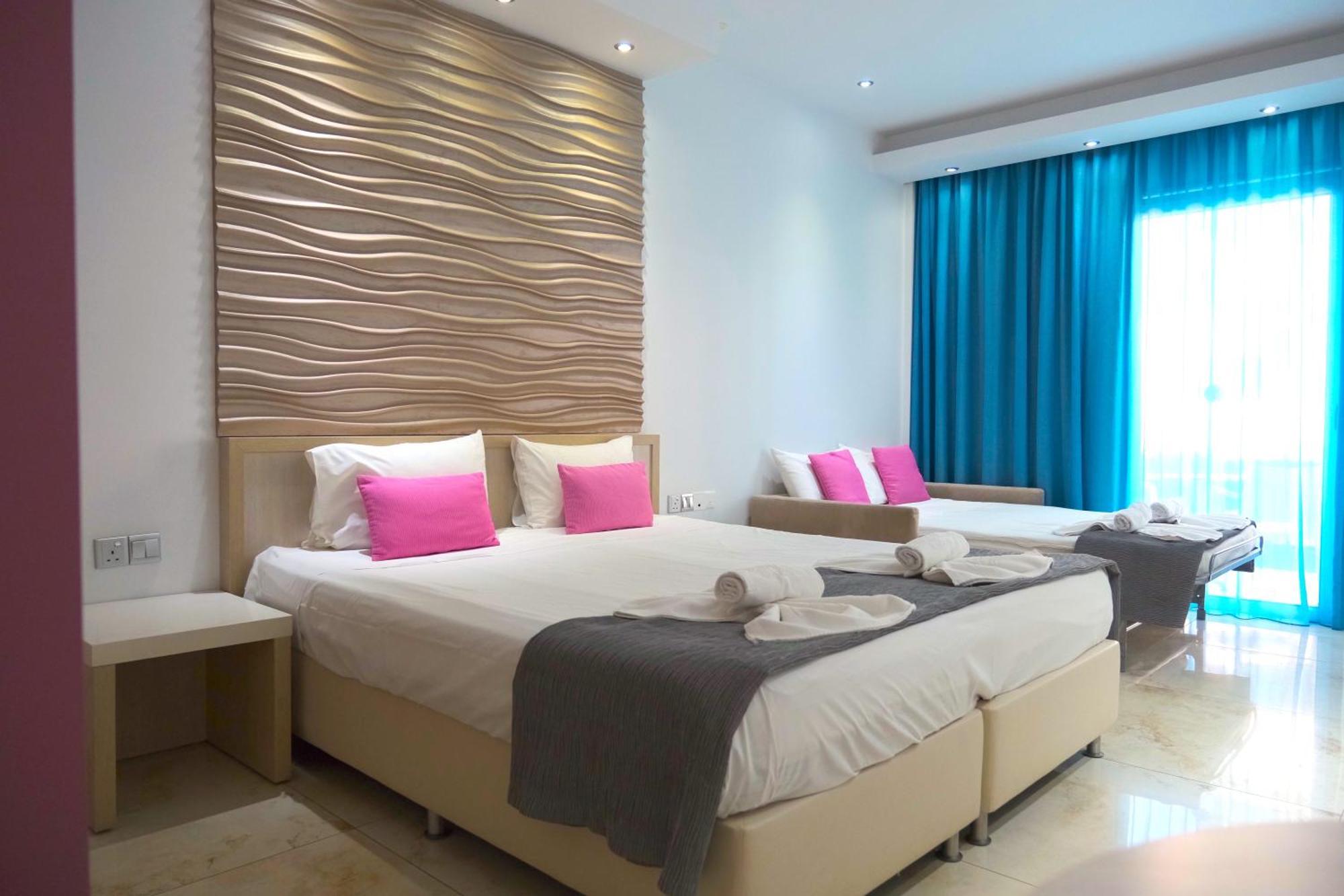 Loutsiana Deluxe Apts 아이아 나파 외부 사진