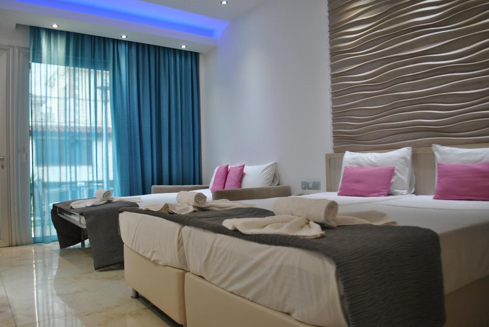 Loutsiana Deluxe Apts 아이아 나파 객실 사진