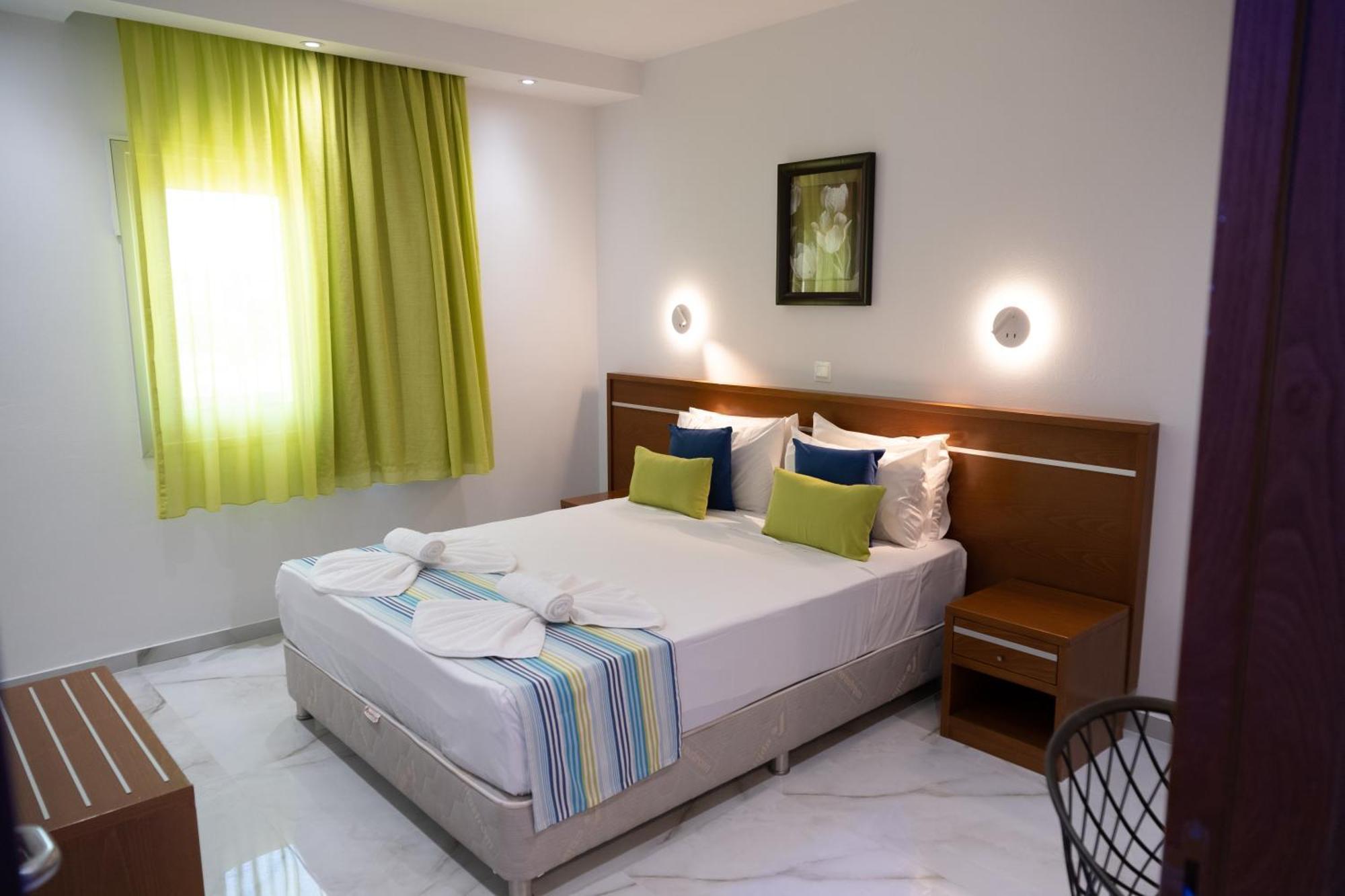 Loutsiana Deluxe Apts 아이아 나파 객실 사진
